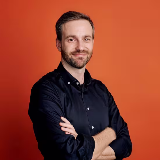 Portrait of Bernhard Petermaier with crossed arms
